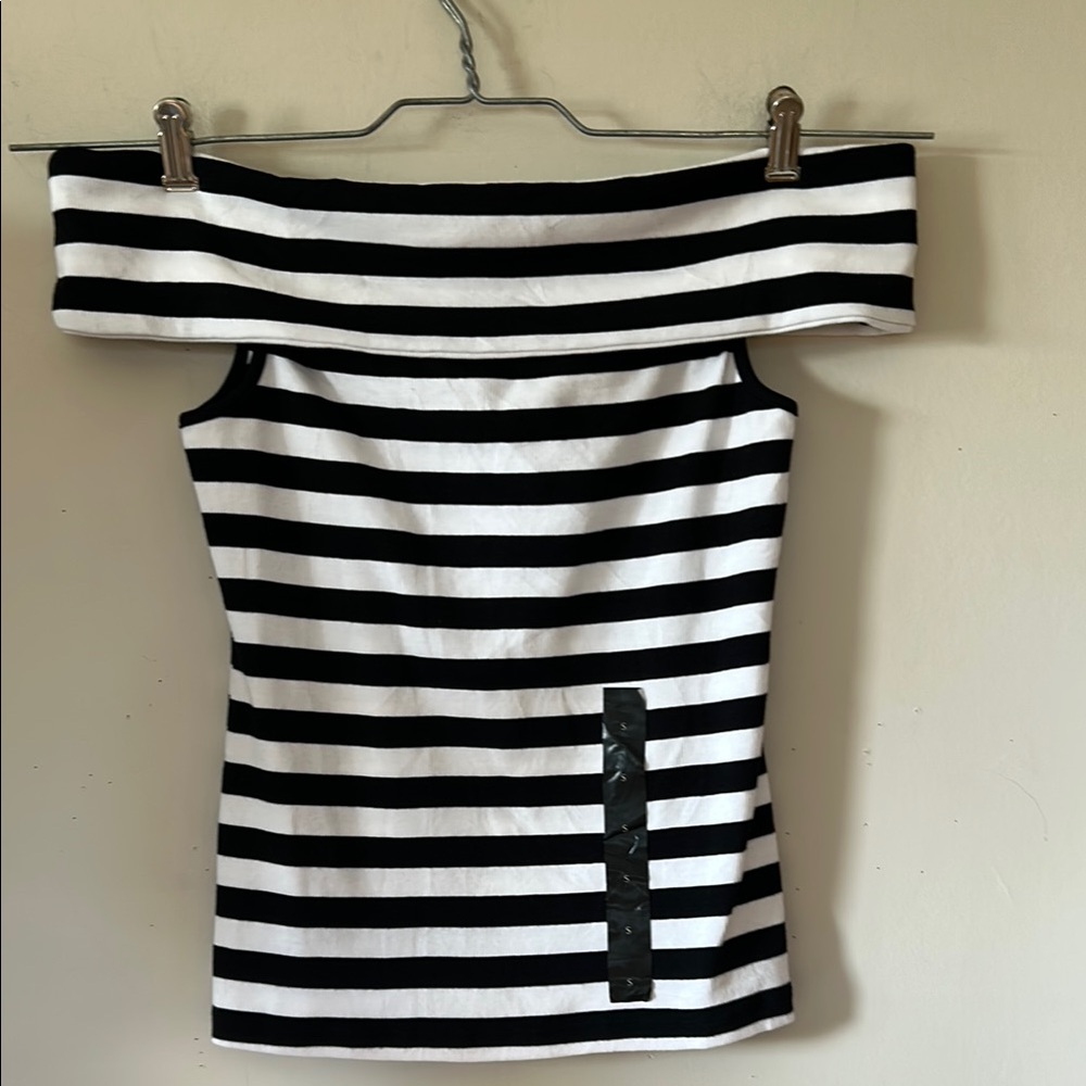 Banana Republic black/white striped ribbed knit off shoulder top size small NWT